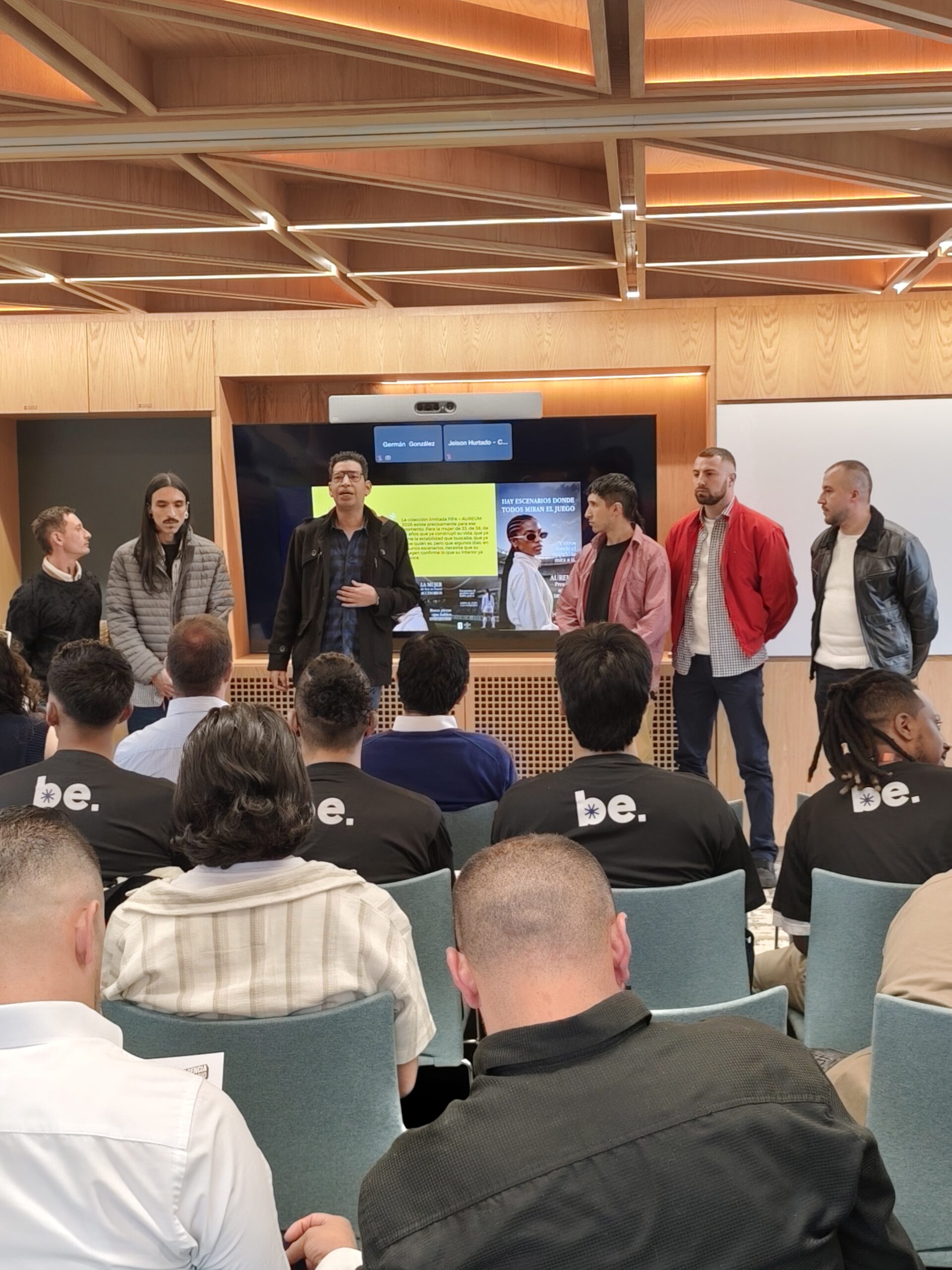 Agencia al Barrio — presentación de campañas para Dunkin'